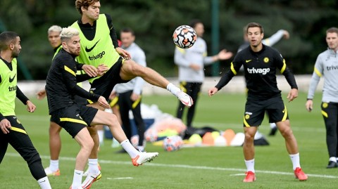 蓝军厉兵秣马静待红军，切尔西训练场备战英超第三轮激战