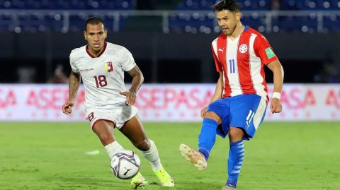 巴拉圭亚松森雨夜亮剑 罗梅罗兄弟联手导演逆转好戏击退委内瑞拉