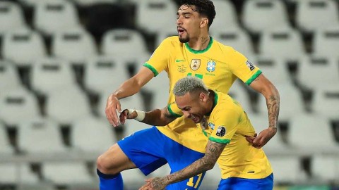 内马尔魔术助攻帕奎塔一剑封喉，巴西挺进美洲杯决赛舞台
