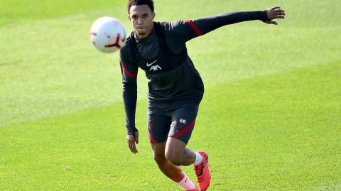 利记蓄势待发：镜头下的梅尔伍德最后时光与英超新章启航