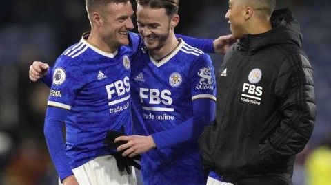 瓦尔迪王者归来麦迪逊世界波，狐狸城客场力擒红酒军团