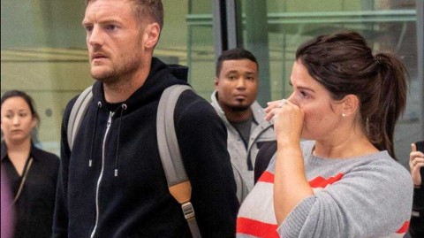 瓦格atha克里斯蒂谜案升级 挺孕肚的瓦尔迪妻子泪洒机场结束假期回国