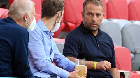 新帅的注视：弗里克看台上的“欧洲杯首秀”与德国队的未来之战