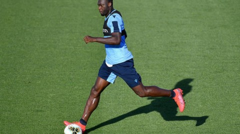 蓝鹰振翅待重启 拉齐奥罗马基地全力冲刺意甲