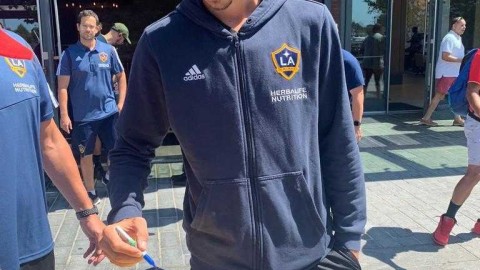 洛杉矶的上帝：伊布在大联盟的封神演义