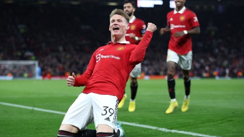 老特拉福德惊魂夜：麦克托米奈补时绝杀助曼联险胜奥莫尼亚