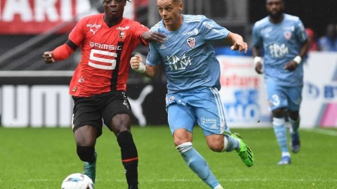 法甲烽火：雷恩力擒阿雅克肖斩获赛季首胜