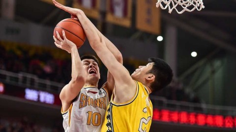 CBA第十三轮硝烟四起：沪上绝杀惊天逆转，山西主场掀翻广厦