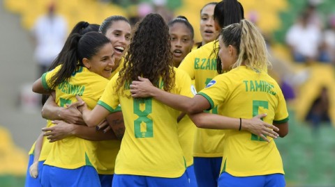 绿茵雄姿展风采：巴西女足大胜委内瑞拉的南美荣耀之战