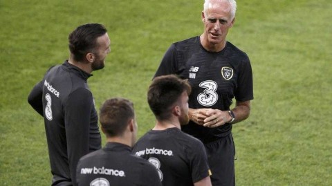 绿茵战士整装待发 爱尔兰军团日内瓦上演备战冲刺