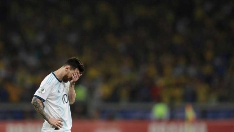 梅西泪洒美洲杯 阿根廷不敌巴西再尝败绩