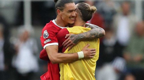 十人红军绝境逆转 努涅斯替补双响定乾坤