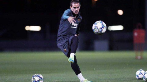 球上的王者，场上的灵魂——梅西与巴萨的欧冠序曲