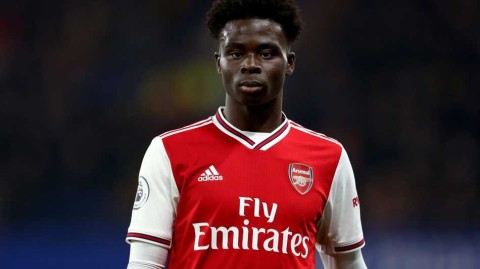 少年天才萨卡 英超最年轻的“两双”先生