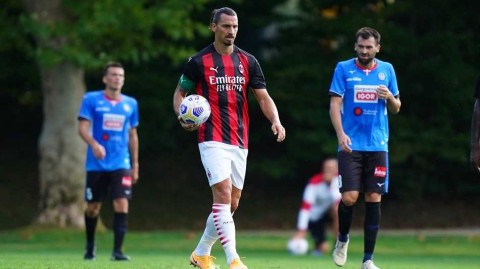 红黑军团展雄风：帕奎塔闪耀梅开二度，伊布妙传助力米兰四球大逆转