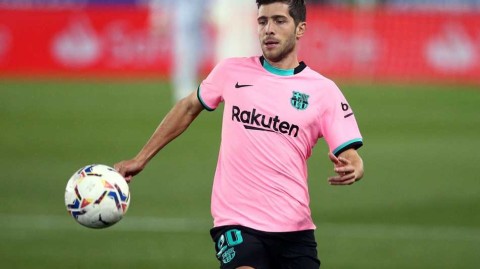 巴萨万金油罗贝托的荣耀时刻：三百场纪念，永远的拉玛西亚忠魂