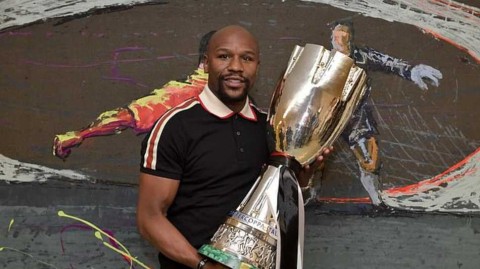 绝代双骄跨时空对望：C罗与梅威瑟的冠军之心