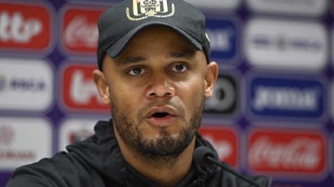 曼城传奇重返英伦执掌伯恩利开启执教新篇章