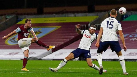 特富摩尔球场的深夜凯歌：凯恩舍身救险，孙兴慜一击制胜