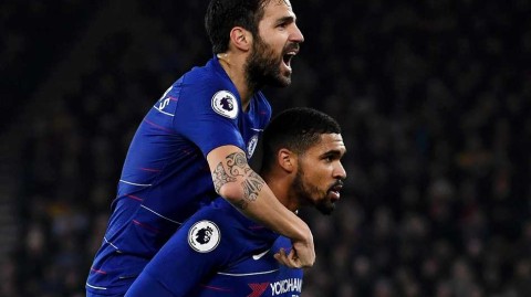 狼队主场掀翻切尔西，蓝军众将神态各异显失落