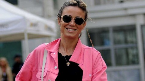 意甲女神迪莱塔·莱奥塔米兰街头风采：不仅是花瓶，更是行走的风景线