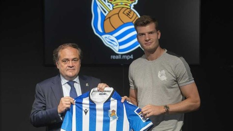 北欧神锋降临圣塞巴斯蒂安 索尔洛特开启皇家社会崭新篇章