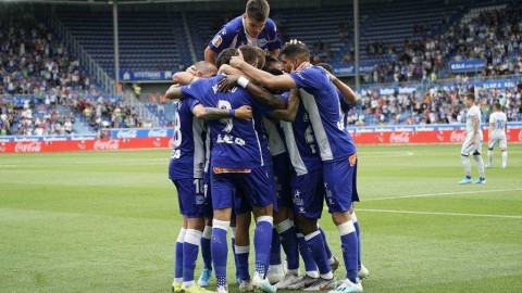 疫情冲击下的牺牲与共存：阿拉维斯与球员达成ERTE降薪协议，共渡难关