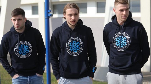 萨格勒布迪纳摩静待欧联杯恶战，魔鬼主场盼逆袭热刺