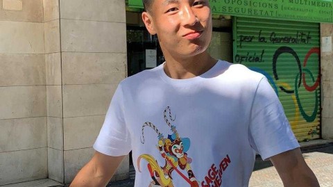 武磊剪发焕新，那个精神利落的追风少年回来了