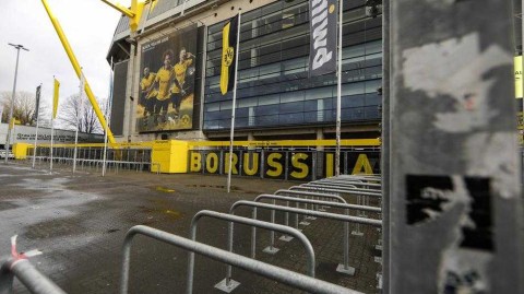 瘟疫笼罩下的鲁尔区，那座沉寂的黄色城墙