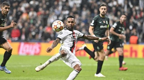 欧冠惨案：科茨天神下凡，葡萄牙体育客场四球狂扫贝西克塔斯