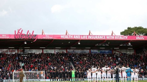 红蓝旧梦与今日迷途：曼联莱斯特城的光影轮回