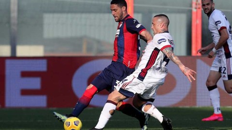 意甲联赛克罗托内对阵卡利亚里：撒丁岛球队终结十六轮不胜的苦涩与喜悦