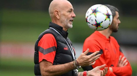 红黑军团厉兵秣马备战欧冠关键战役