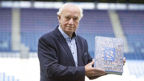 百年锋芒，纪录永恒：荷甲海伦芬俱乐部百年纪念册华彩亮相