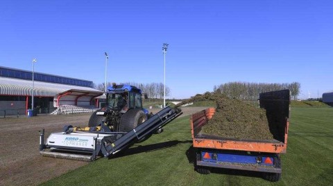 疫情下的寂静哨所：比利时足球中心封闭，工作人员忙修整