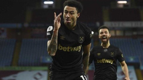 林皇降临震撼英超 林加德首秀双响炮点亮铁锤帮