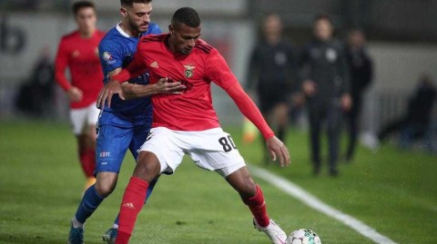 杯赛激战：本菲卡客场一球小胜帕雷德斯联，低级别黑马虽败犹荣