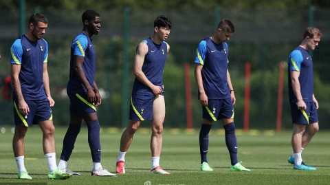 孙兴慜归队点燃热刺新赛季希望 备战图片全记录