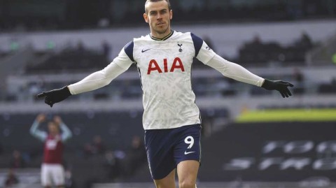 大圣归来！贝尔68秒闪电双响炮 热刺4比0横扫伯恩利