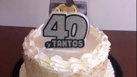 罗纳尔迪尼奥的“金囚”奇遇：从世界足球先生到监狱球王