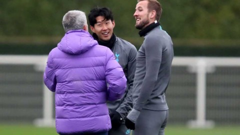 穆帅掌印白鹿巷 孙凯二将笑迎欧冠生死局