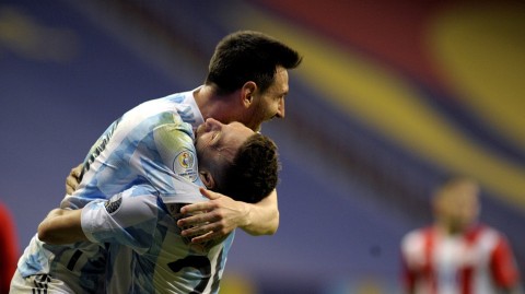 美洲杯：阿根廷小胜巴拉圭，梅西加冕队史出场王