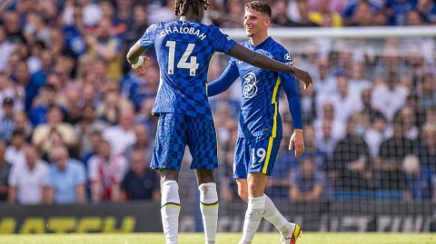 斯坦福桥的完美启航：蓝军三箭定江山，青训瑰宝闪耀首秀