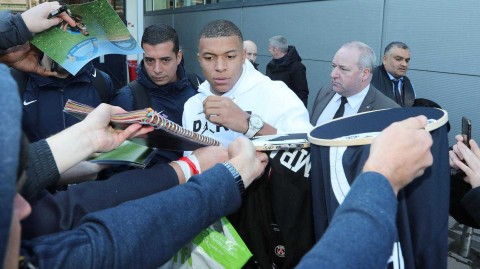 曼彻斯特之夜：青春风暴席卷梦剧场，红魔旧梦难挡巴黎铁骑