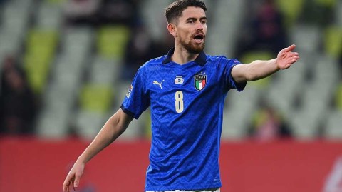 格但斯克雨夜，蓝衣军团遇坚盾：欧国联波兰0比0意大利侧记