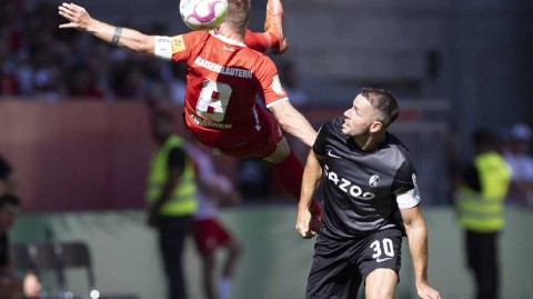 德国杯夜战红魔鬼主场激战弗赖堡 加时赛上演绝杀逆转