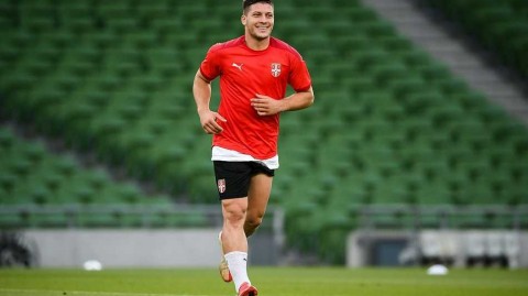 绿茵场上的巴尔干之虎：塞尔维亚厉兵秣马静待爱尔兰挑战