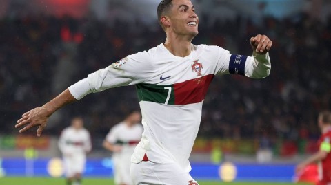 葡萄牙客场六球横扫卢森堡 C罗再度双响闪耀预选赛