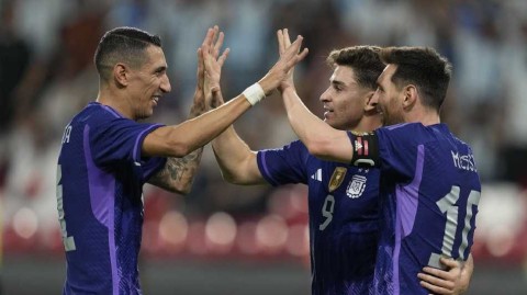 潘帕斯雄鹰展翅热身赛大捷 梅西天使联手开启世界杯征程